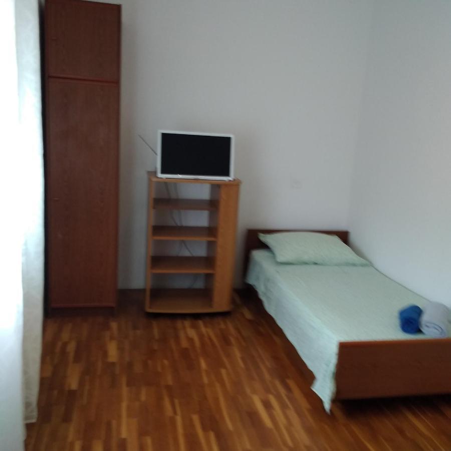Apartmani Maja Pag Town Exterior photo